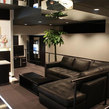 Hotel Livemax Budget Esaka Suita Bagian luar foto