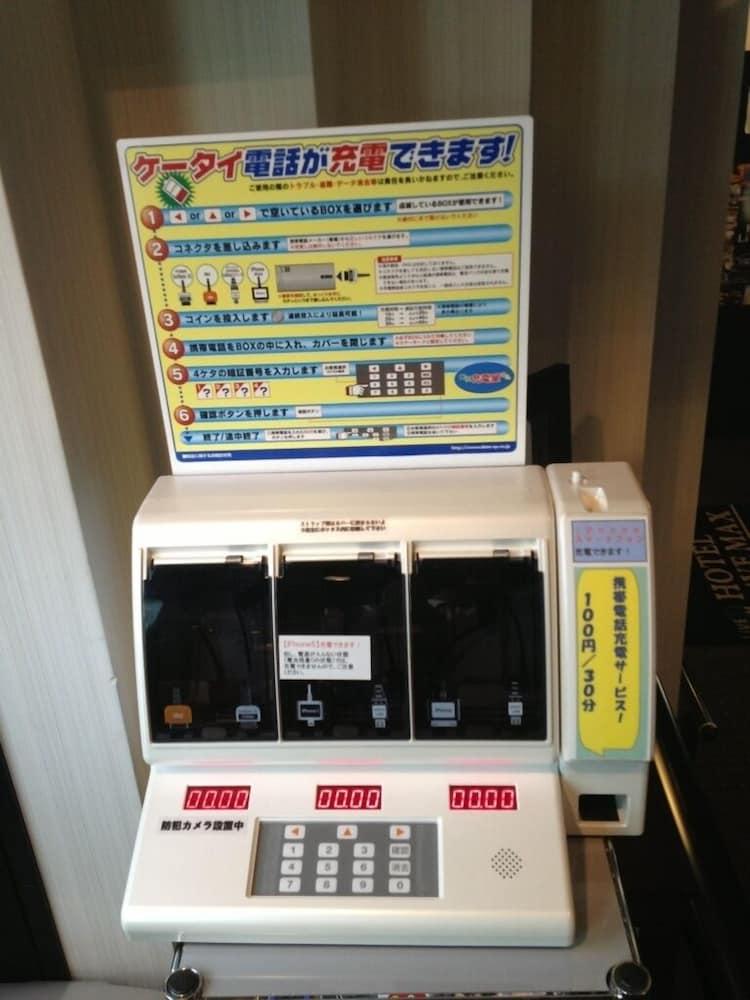 Hotel Livemax Budget Esaka Suita Bagian luar foto