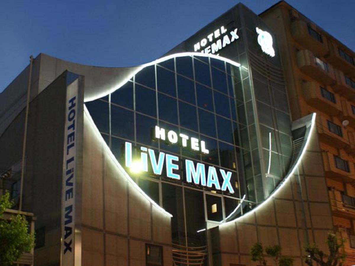 Hotel Livemax Budget Esaka Suita Bagian luar foto