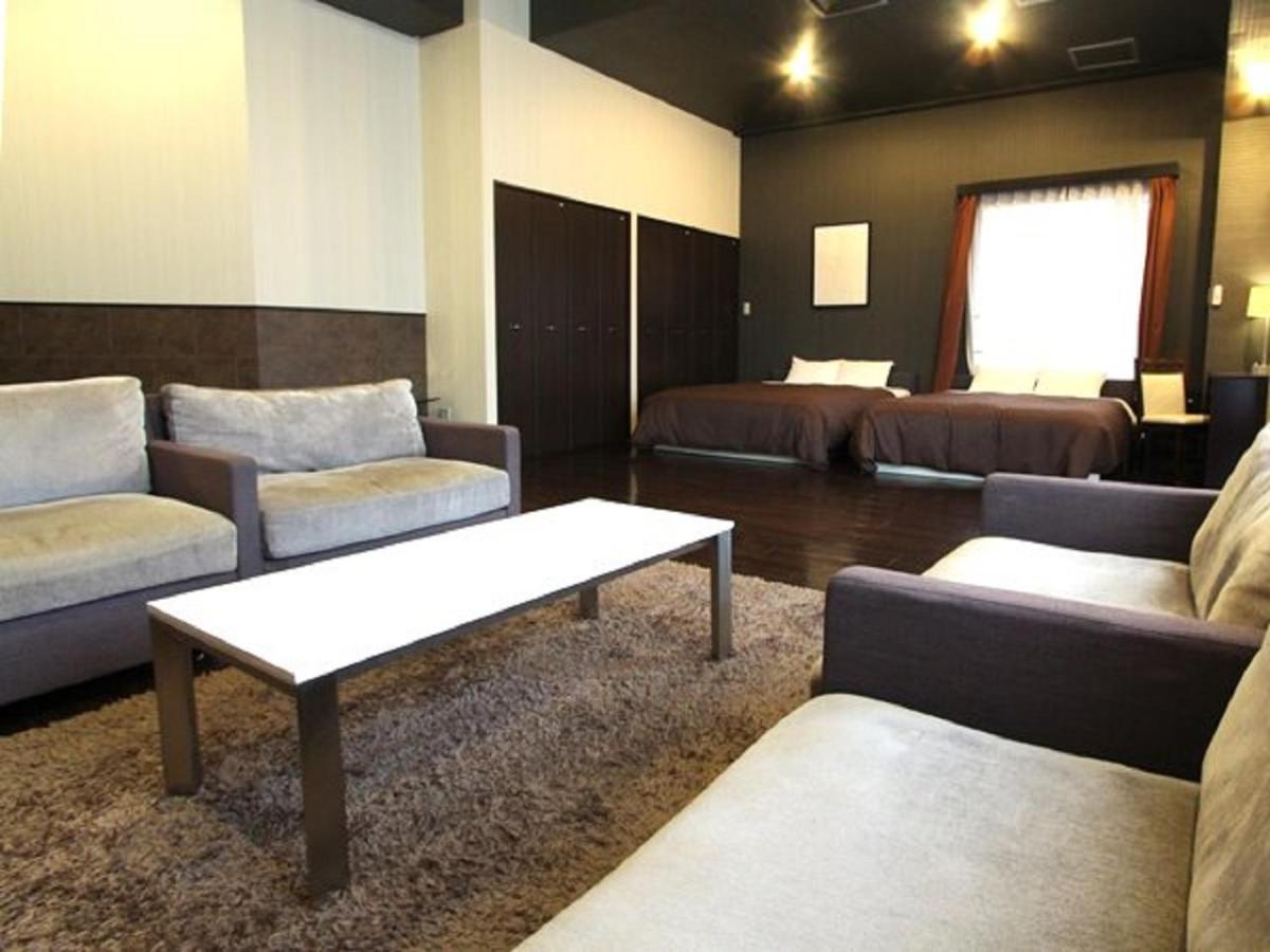 Hotel Livemax Budget Esaka Suita Bagian luar foto