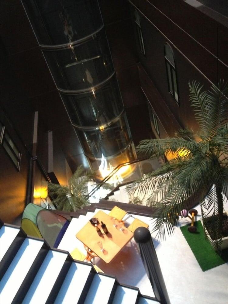 Hotel Livemax Budget Esaka Suita Bagian luar foto